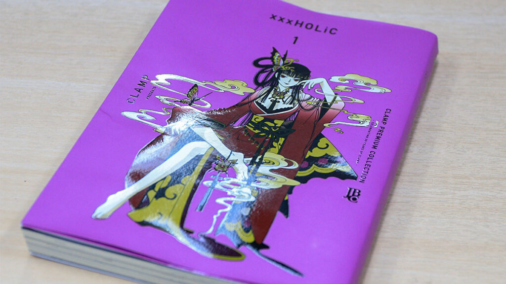 xxxHOLiC: a geometria do desejo e o peso do vício