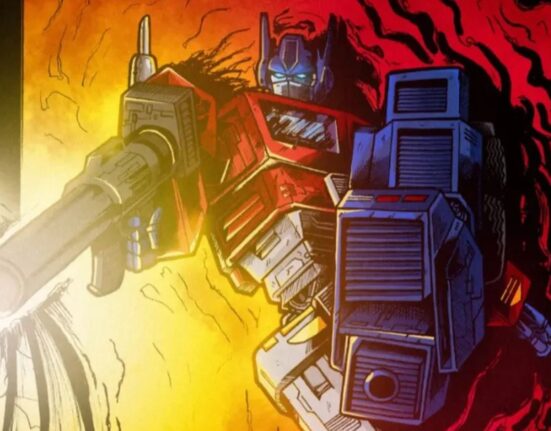 Pôster comemorativo de Transformers destacando personagens do filme de 1986 e o logo da Cyberconsp 2026.