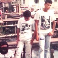 Cena com estética punk DIY do documentário Gritos de Agonia com fotos da realidade de Belém
