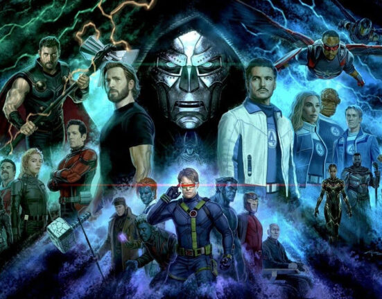 Doutor destino ao centro da imagem rodeado por heróis do MCU