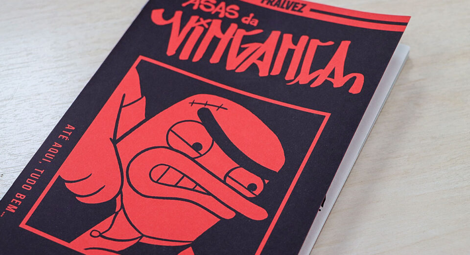 Capa da HQ Asas da Vingança mostrando a arte influenciada pelo punk e fanzines.