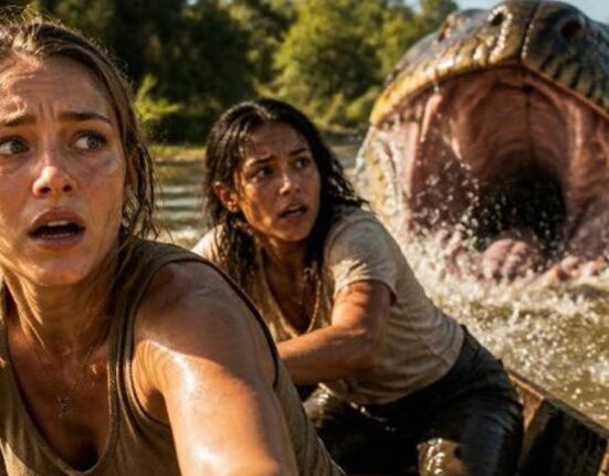 Beware Boiúna, destacando a cobra-grande e os protagonistas na Amazônia.