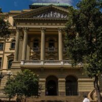 Fachada do prédio da Biblioteca Nacional, no Centro do Rio de Janeiro
