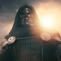 Victor von Doom, o Doutor Destino, em cena do trailer de Vingadores na D23 Expo.