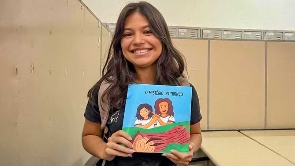 Do primeiro período à Feira do Livro: estudante apresenta projeto editorial autoral