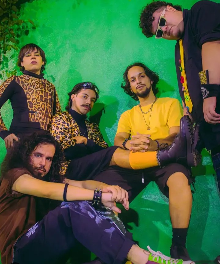 A banda Alternative Crow se apresentando no Studio Pub em Belém, Pará.